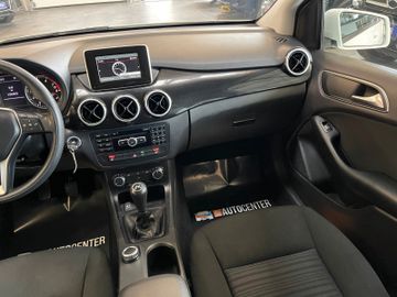 Mercedes-Benz B 180 *Kamera*Klima*Unfallfrei*