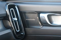 Fahrzeugabbildung Volvo XC40 T5 Recharge R-Design*360°*STDHZG*PANO*