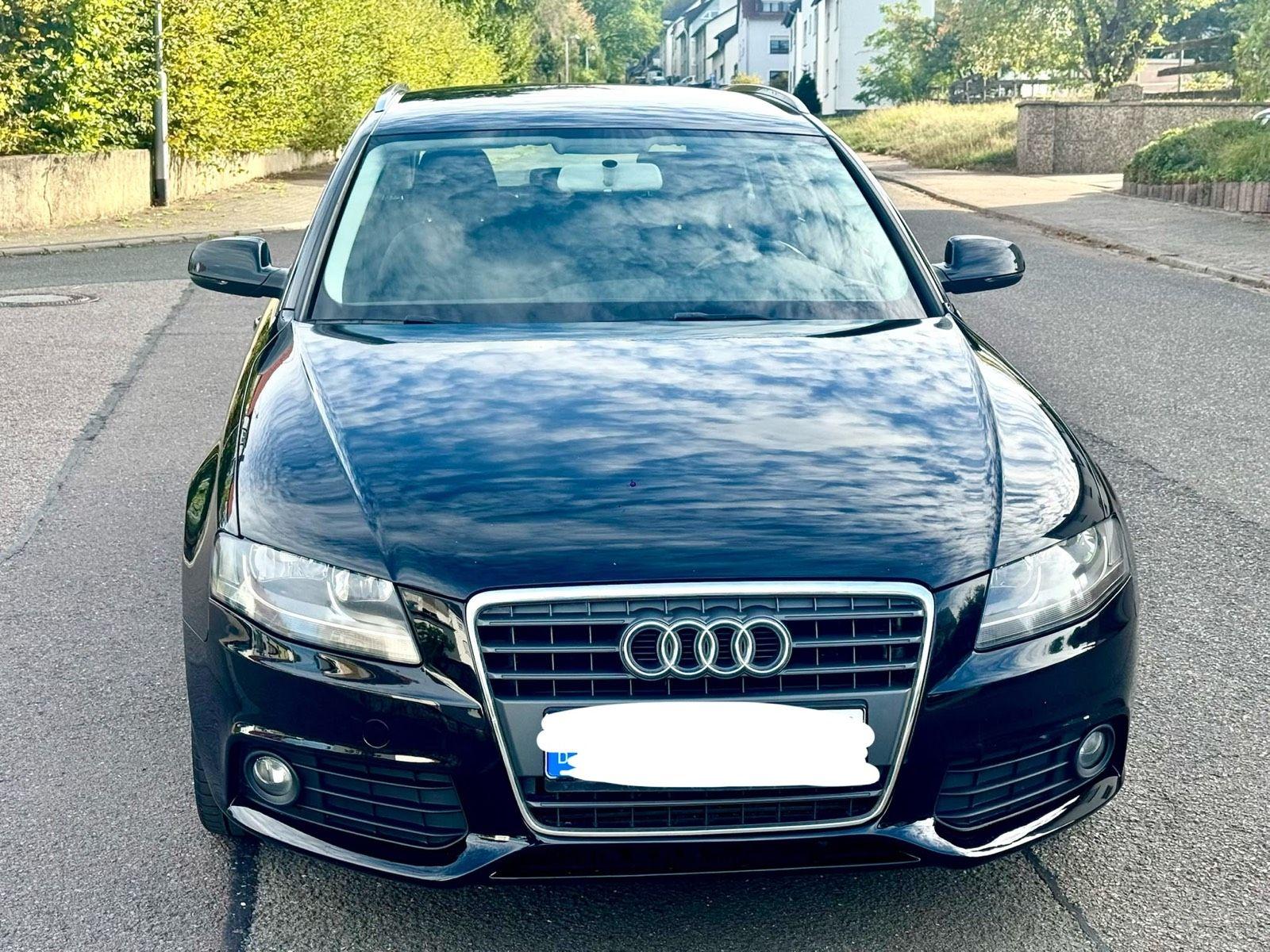 Audi A4 2011 — photo 5