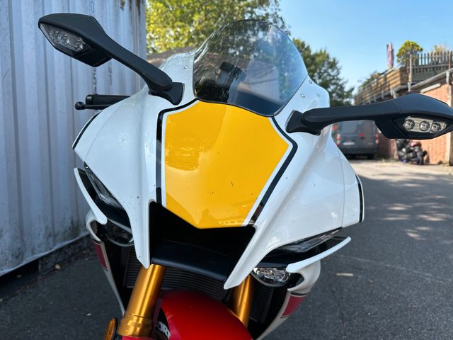 R1 60th Anni. nur 784km 1. Hand Akra + Kzh kurz