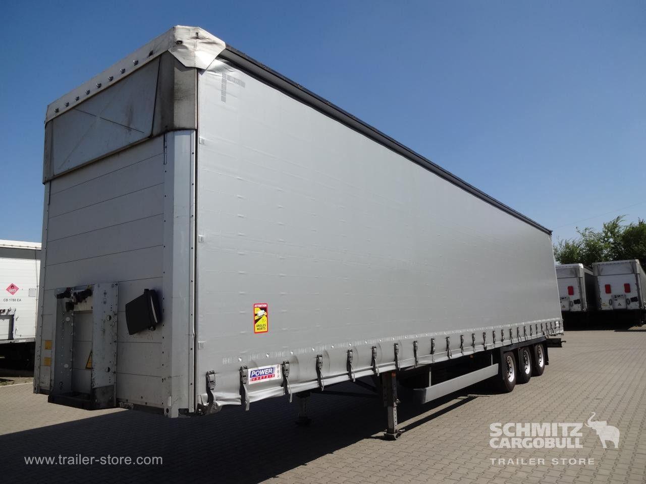 Schmitz Cargobull Curtainsider Mega