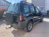 Jeep Cherokee 2.8 CRD Sport 4/2027 Tüv - gebrauchte Jeep Cherokee aus dem Jahr 2005