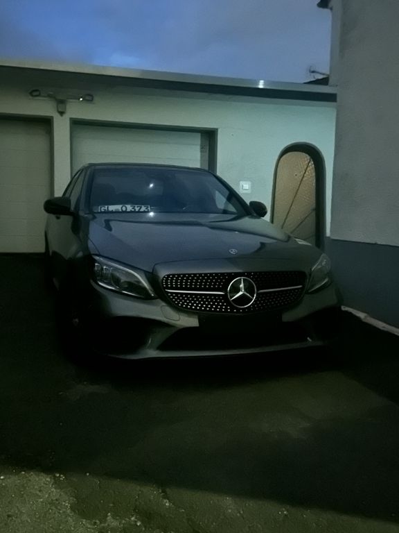 Image of Mercedes-Benz C 180
