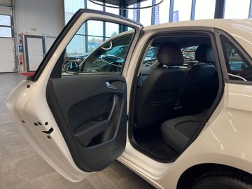 MYAUTOCENTER – Gebraucht- und Jahreswagen mit Werkstattservice in Pfaffenhofen Audi A1 Sportback basis *2. Hand*Klima*Navi*PDC*SHZ*