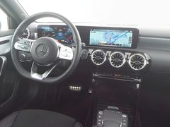 Fahrzeugabbildung Mercedes-Benz A 180 d Edition 2020/AMG/KAM/TOTW/SOUND/MAGNO