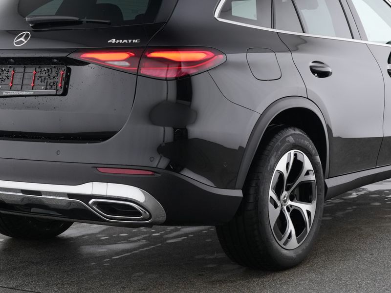 Fahrzeugabbildung Mercedes-Benz GLC 300 e 4M Avantgarde AHK+Memory+Totw+Ambi+Kam
