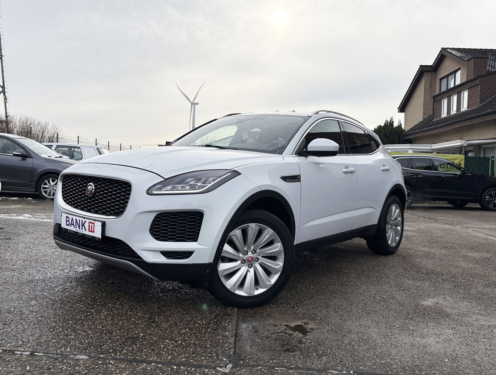 JAGUAR E-Pace