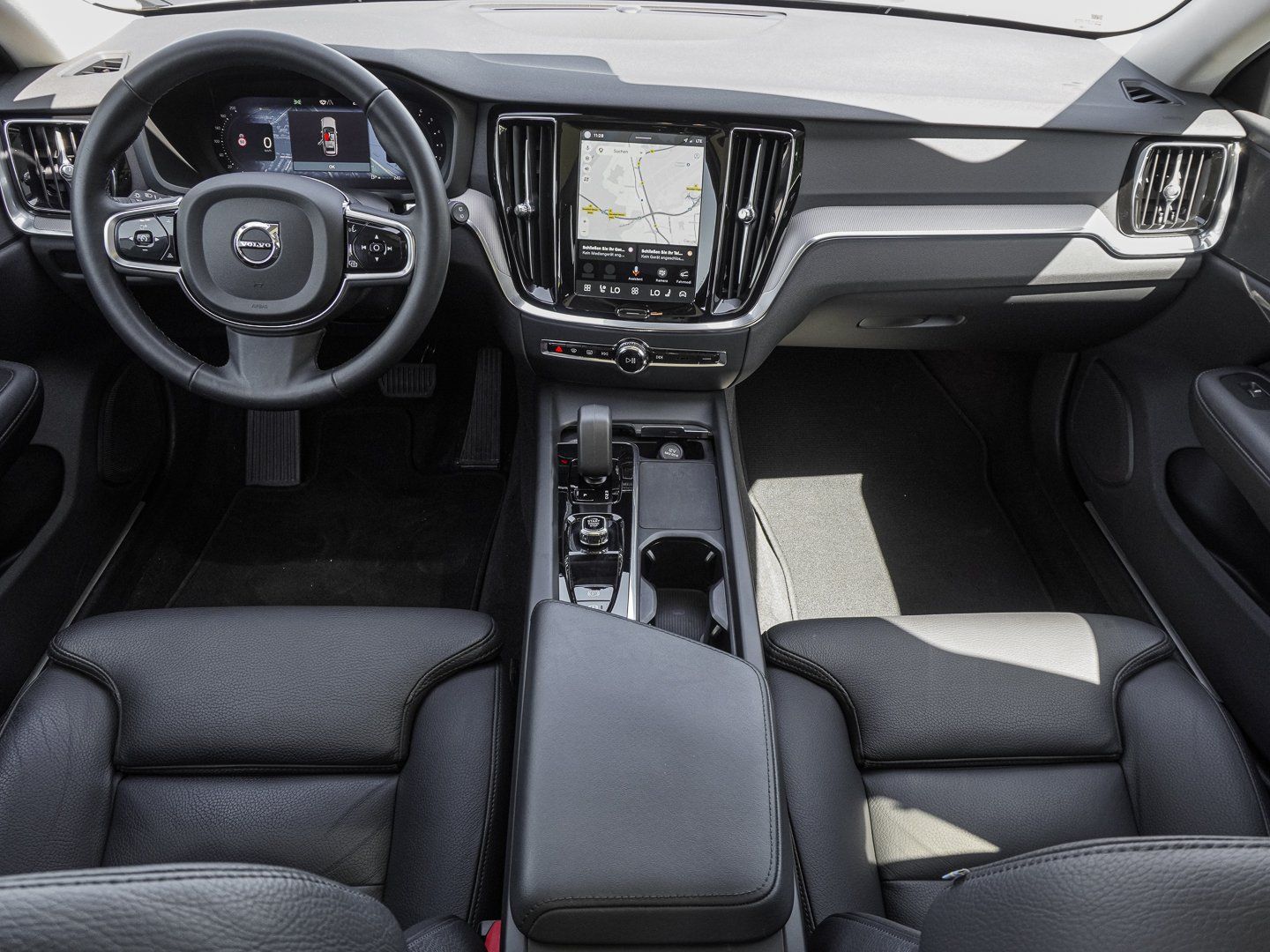 Volvo V60 Cross Country B4 D AWD Plus Bright STANDHZG foto 11