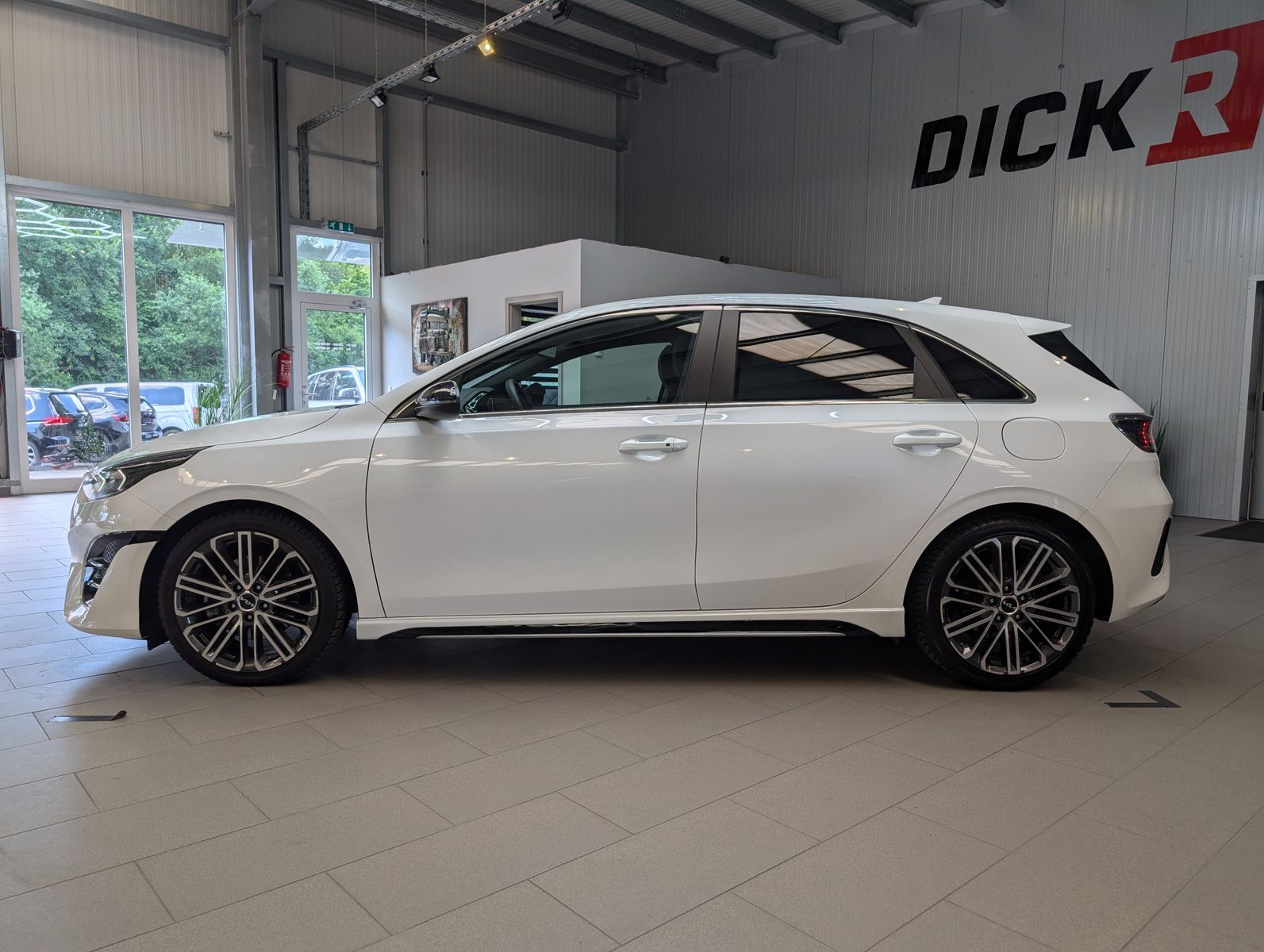Fahrzeugabbildung Kia cee'd / Ceed GT Line LED JBL ACC KAM 7-JAHRE GAR
