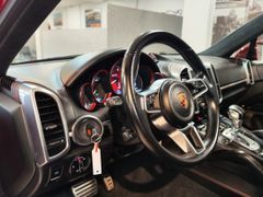 Fahrzeugabbildung Porsche Cayenne GTS *SPORTDESIGN* (BOSE/PANO/CHRONO/PASM