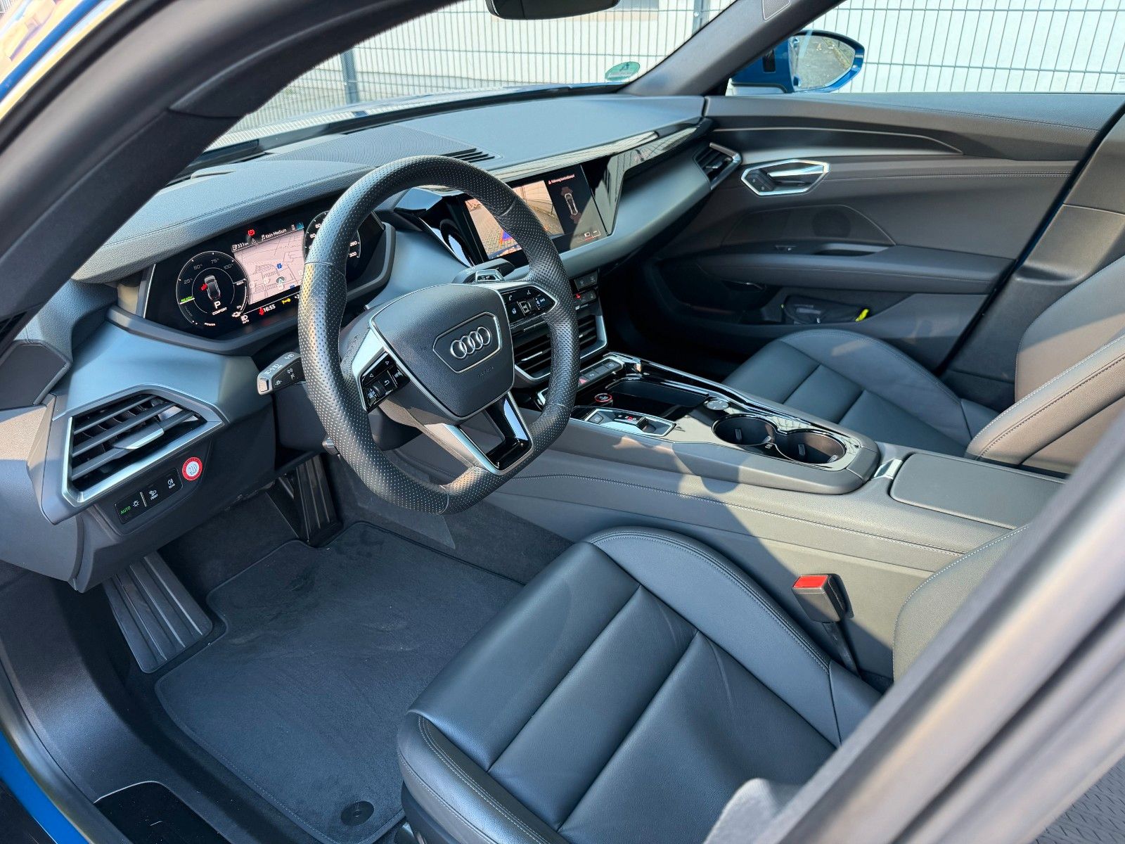Audi e-tron GT quattro PANO ACC RFK B&O MATRIX LUFT foto 5