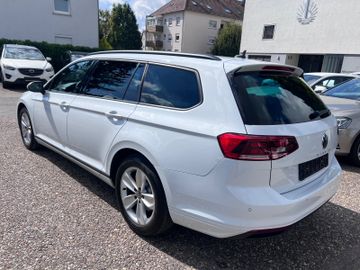 Volkswagen Passat Variant - 11