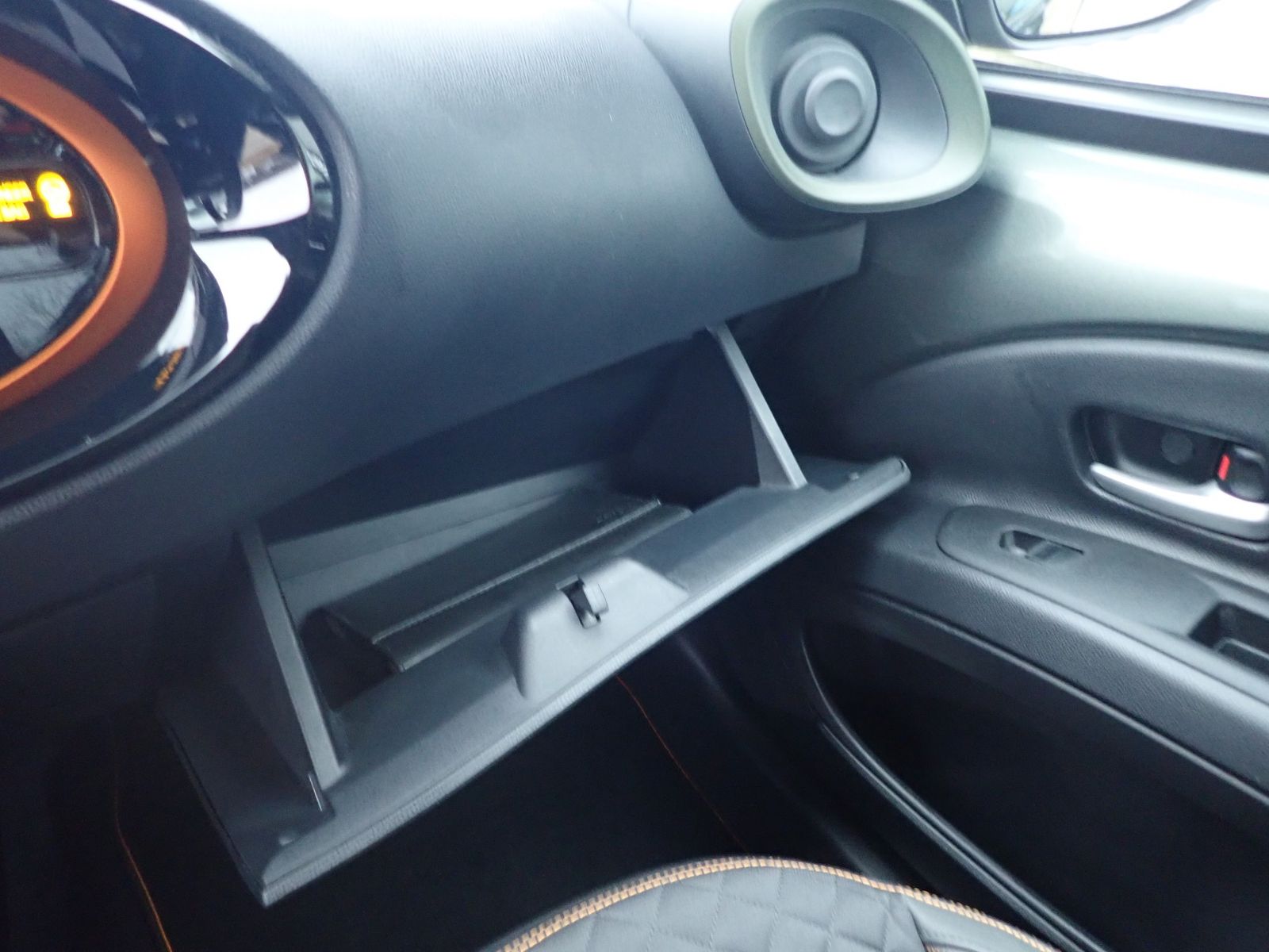 Fahrzeugabbildung Toyota Aygo X Limited 1.0 5tg. AT