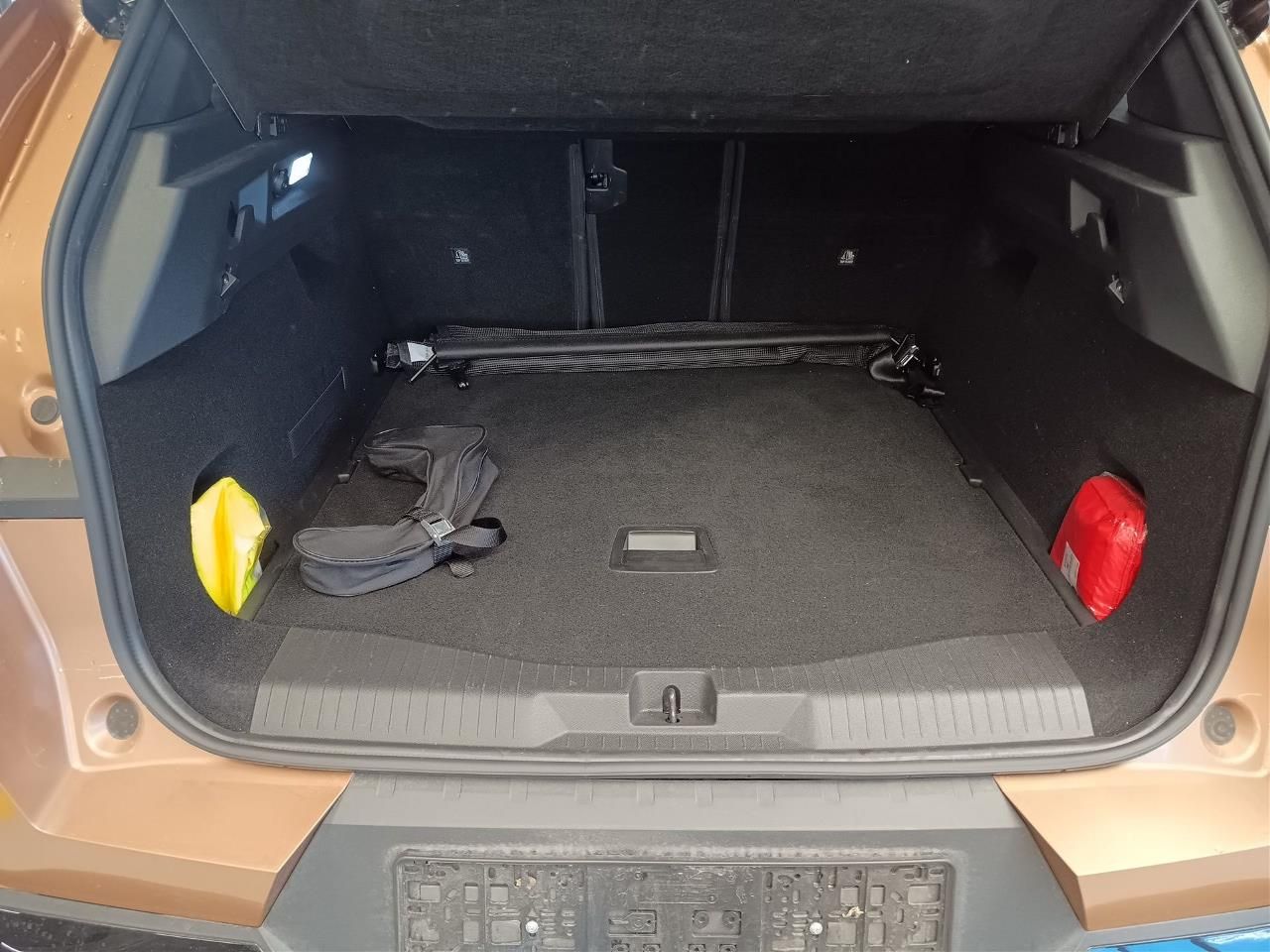 Fahrzeugabbildung Opel Grandland GS MildHybrid 107KW Automatik