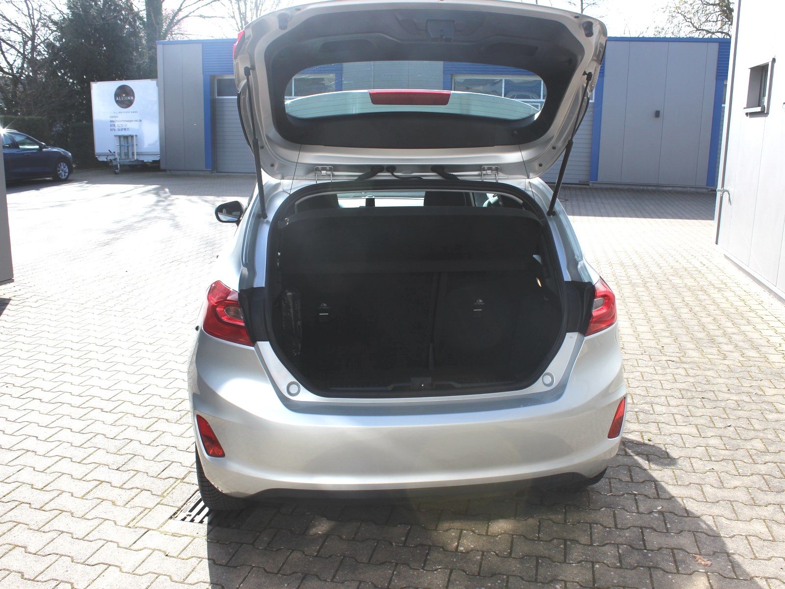 Fahrzeugabbildung Ford Fiesta Trend 1,1