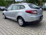 Renault Megane III Grandtour Paris NEUZSTD AUTOMATIK AC - Renault Megane Paris mit Diesel-Antrieb