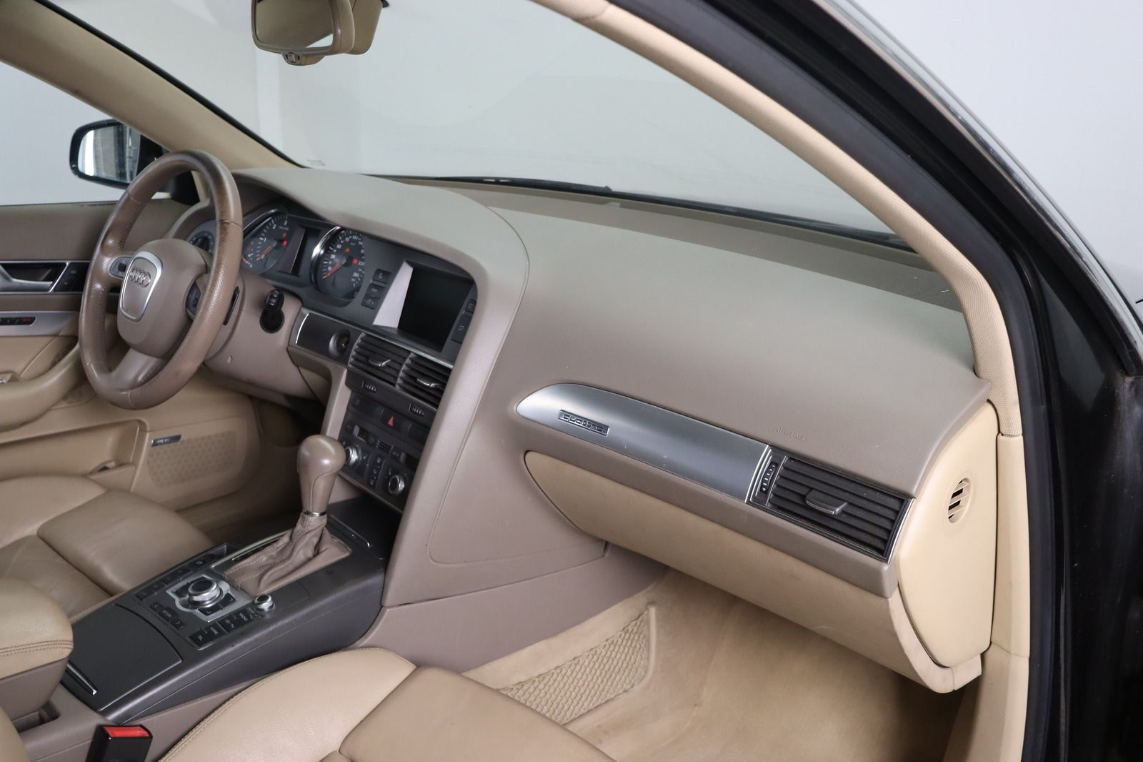 Fahrzeugabbildung Audi A6 3.0 TDI quattro Avant * Bi-Xenon * Memory