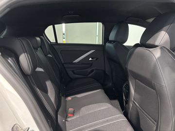 Fotografie 7 des Opel Astra 1.2 Turbo Hybrid 48 V GS