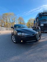 Alfa Romeo 147 Top Zustand Tuv 03/2028 Zah... - Alfa Romeo 147: 2.0