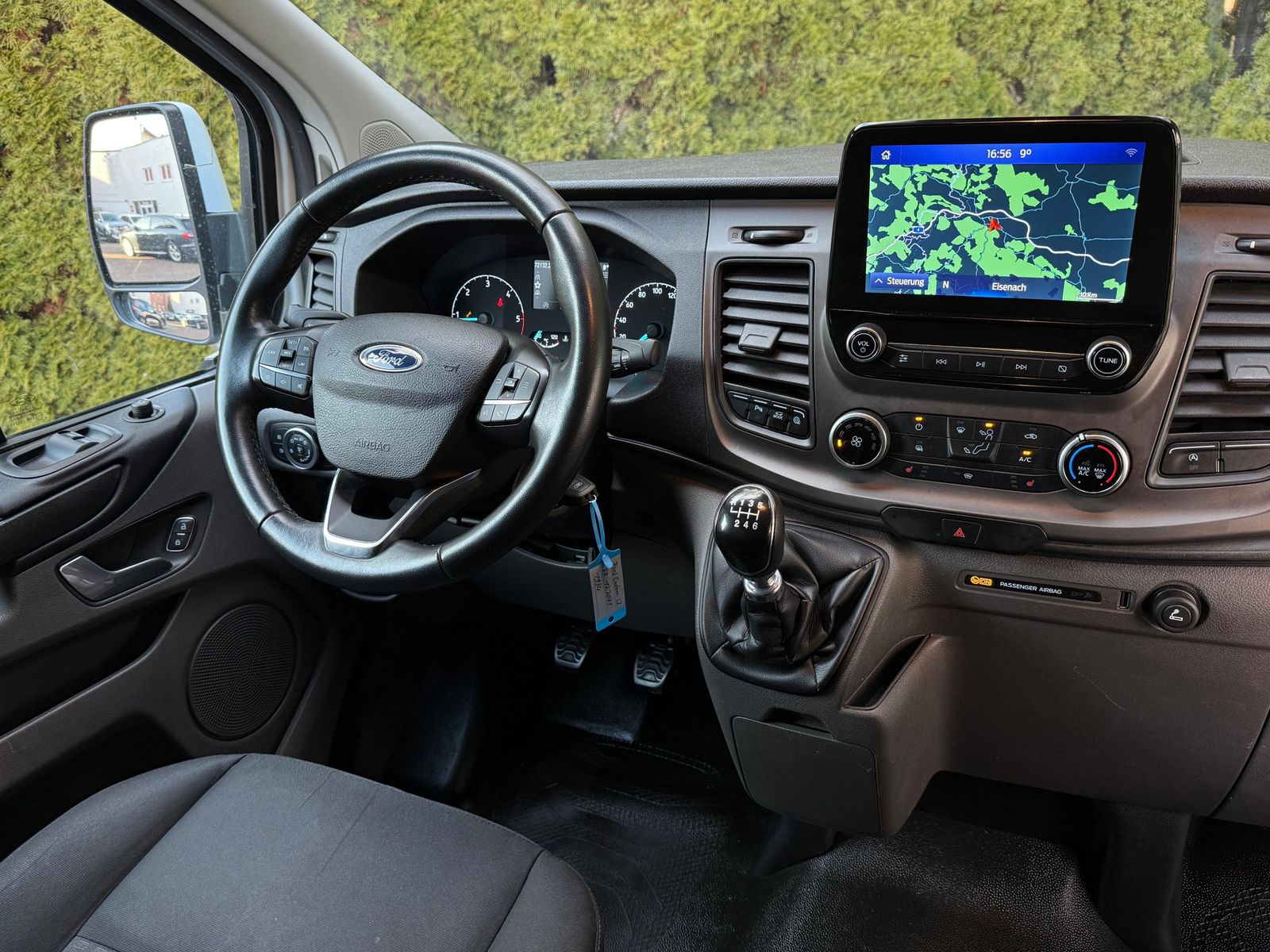 Fahrzeugabbildung Ford Transit Custom 300 L2 3Si+NAVI+SHZ+KAM+DAB+SYNC3