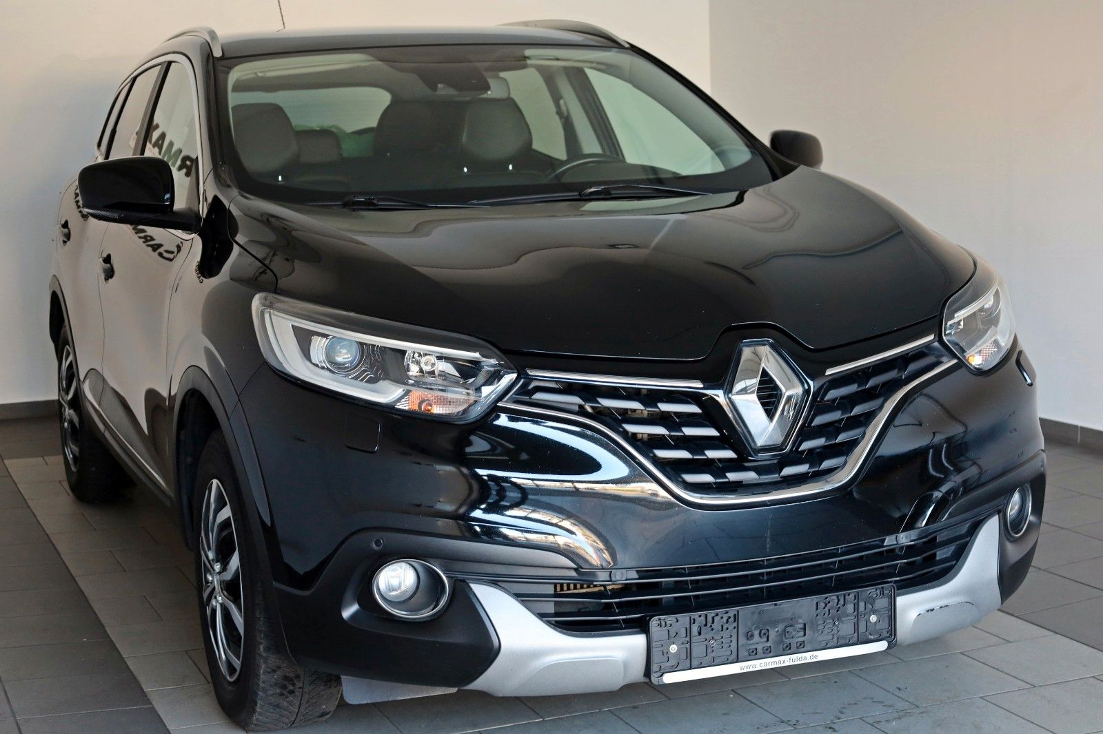 Fahrzeugabbildung Renault Kadjar XMOD,T.Leder,PDC,Panorama,8fach bereift