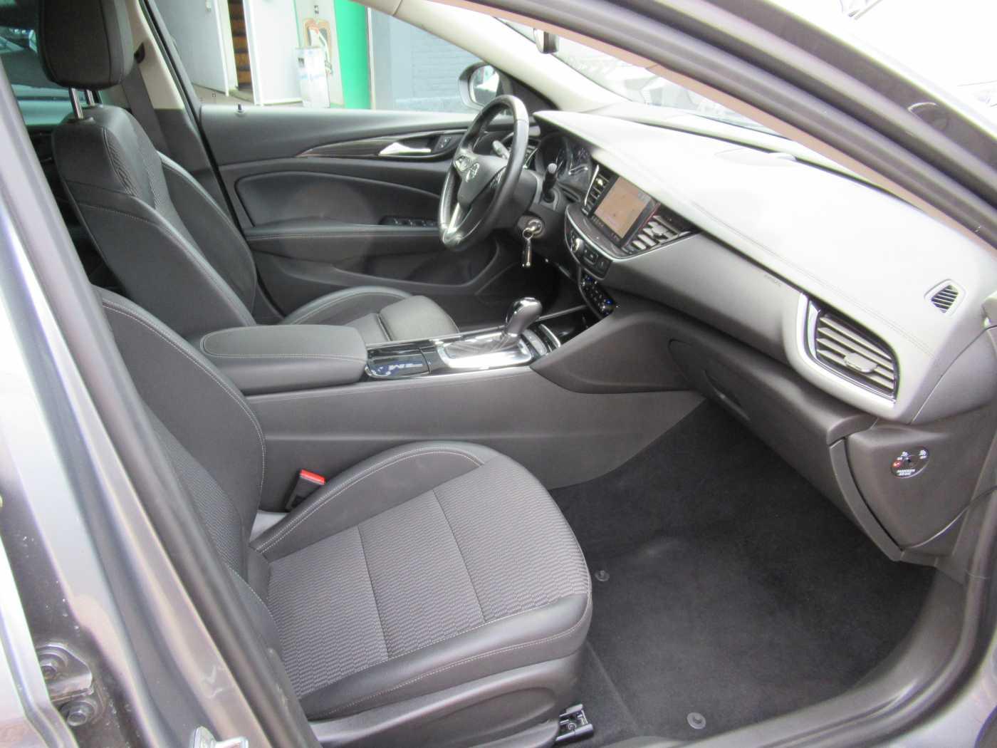 Opel Insignia Grand Sport 2.0 Elegance