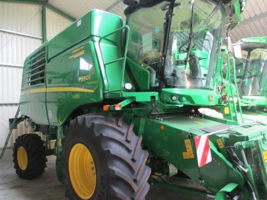 John Deere T 550HM