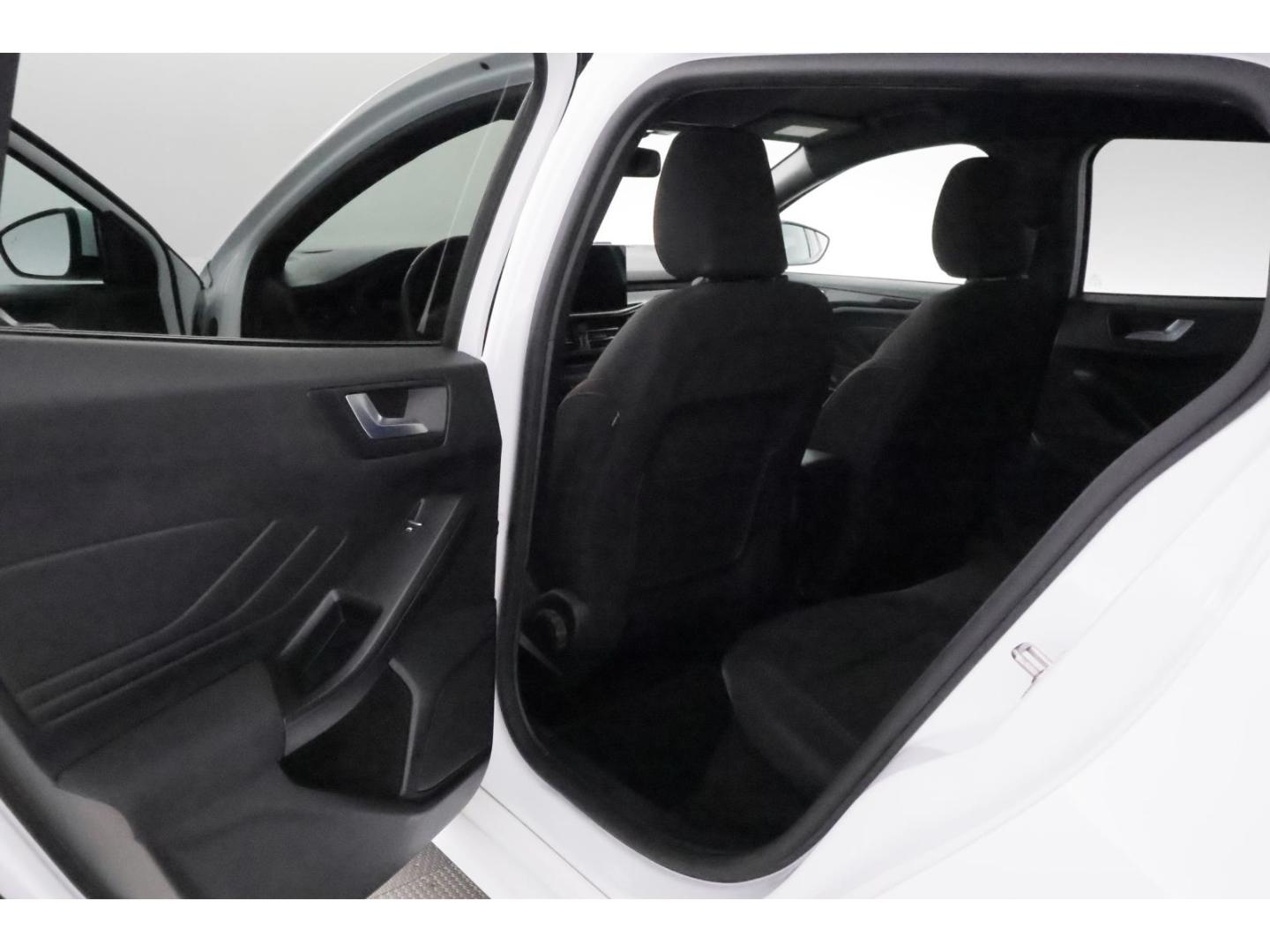 Ford Focus 1.0EB Turnier Aut.ST-Line+LED+NAVI+KAMERA, миниатюра 16