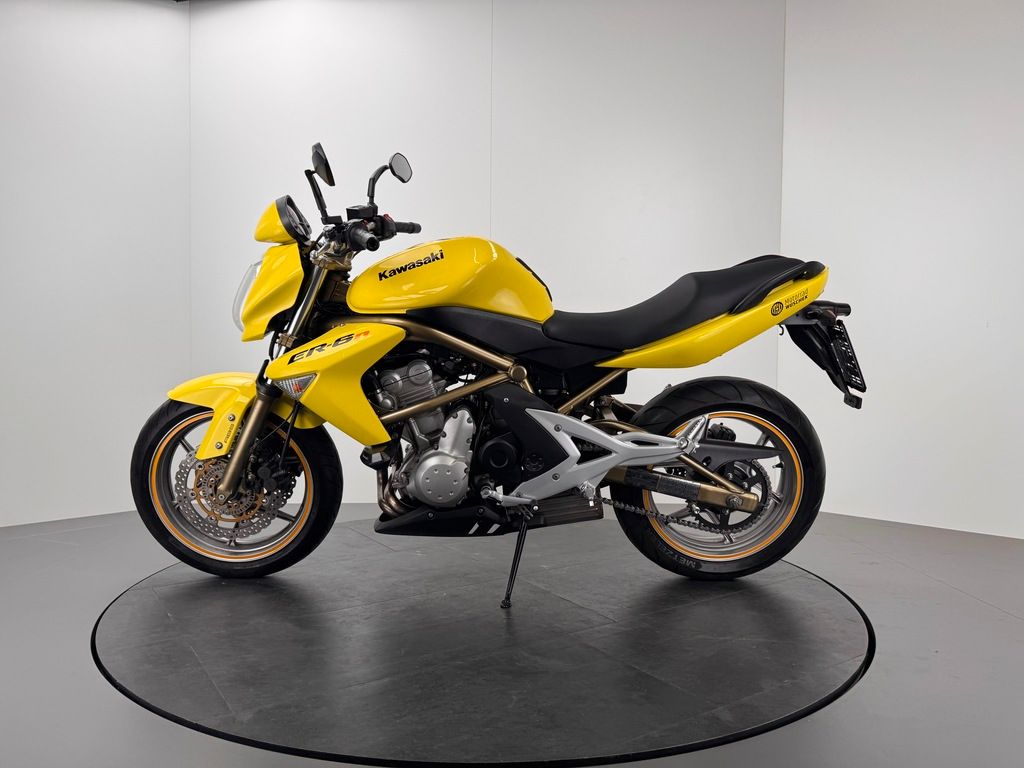 Fahrzeugabbildung Kawasaki ER-6N ABS *A2 48 PS *SERVICE NEU *REIFEN NEU
