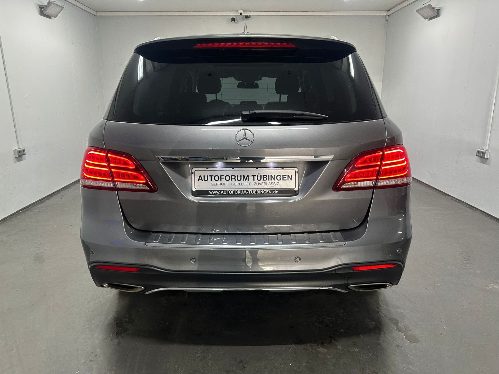 Fahrzeugabbildung Mercedes-Benz GLE 500 4MATIC AMG*PANO*360*SDH*DISTRO*AHK*