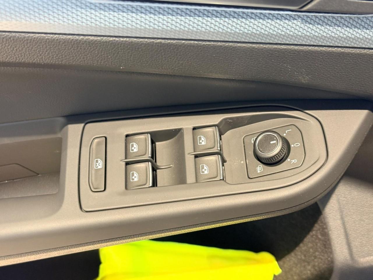 Volkswagen Golf VIII 1.5eTSI Energy DSG RFK ACC AHK Klima, миниатюра 6