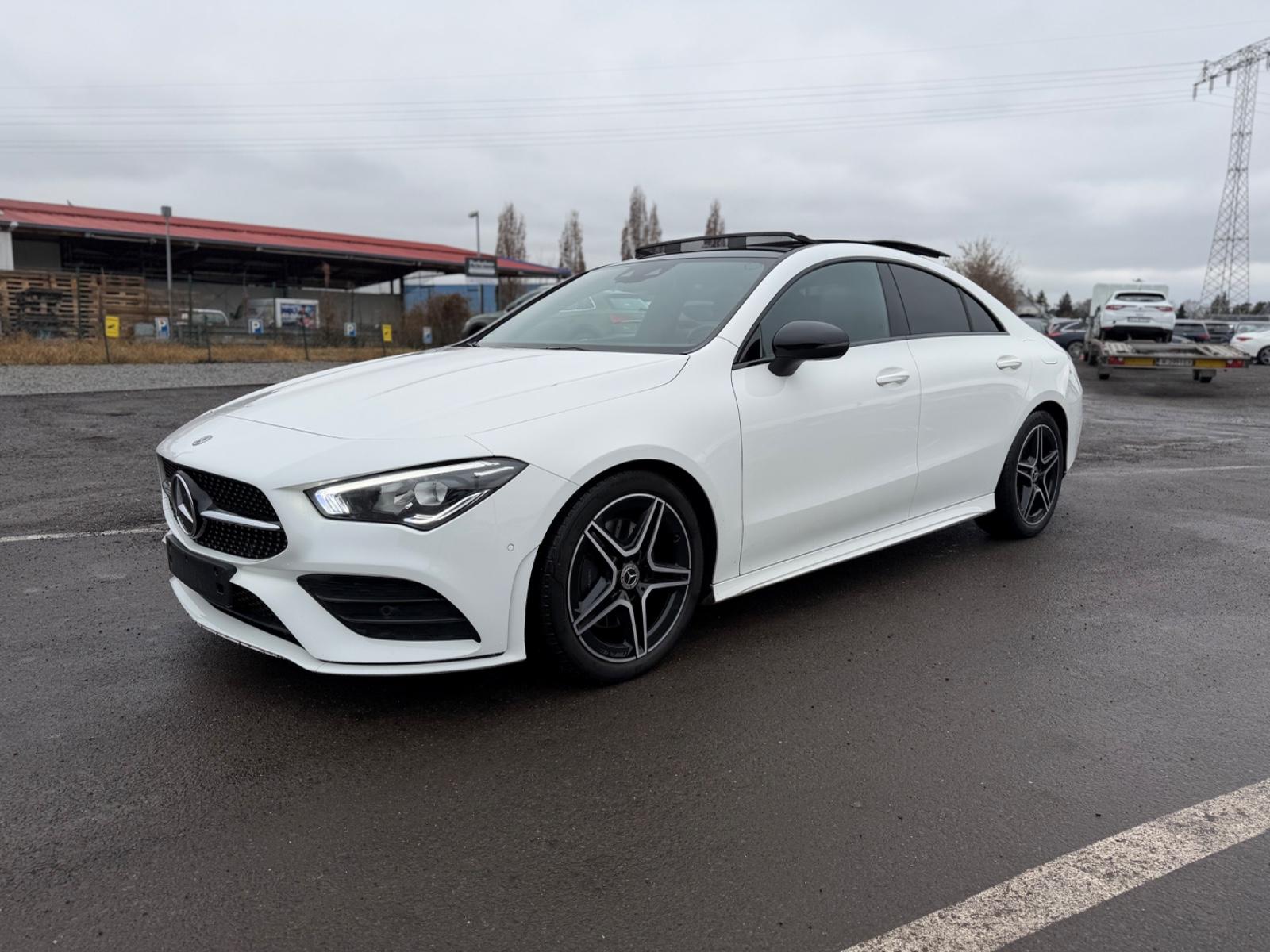 Mercedes-Benz CLA 200 AMG LINE/PANO/KAMERA/NAVI/LED