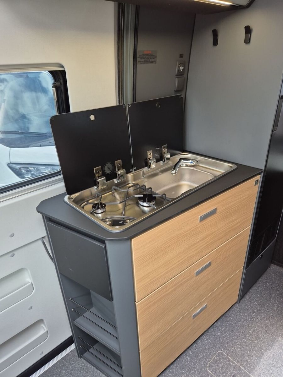 Fahrzeugabbildung Adria Twin 640 SGX 60Y Fußbodentemp.138l Kühlschrank