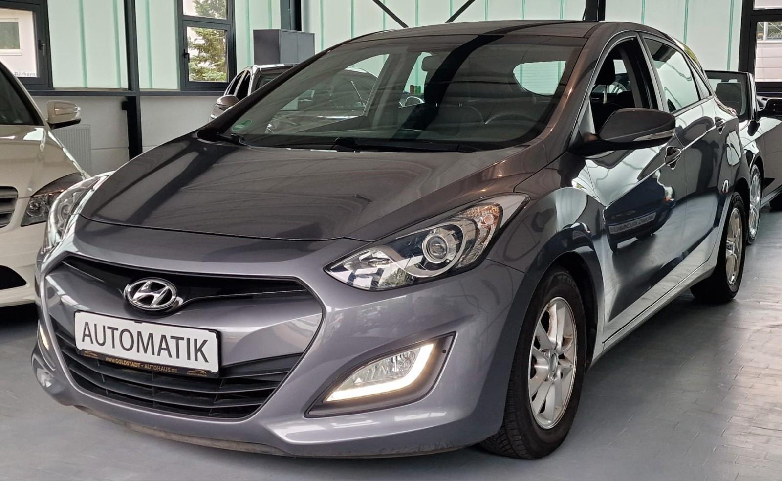 Hyundai i30 AUTOM.*SCHECKHEFT*PDC HINTEN*2.HAND*TOP