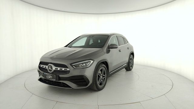 Mercedes-Benz GLA 200 d Premium auto