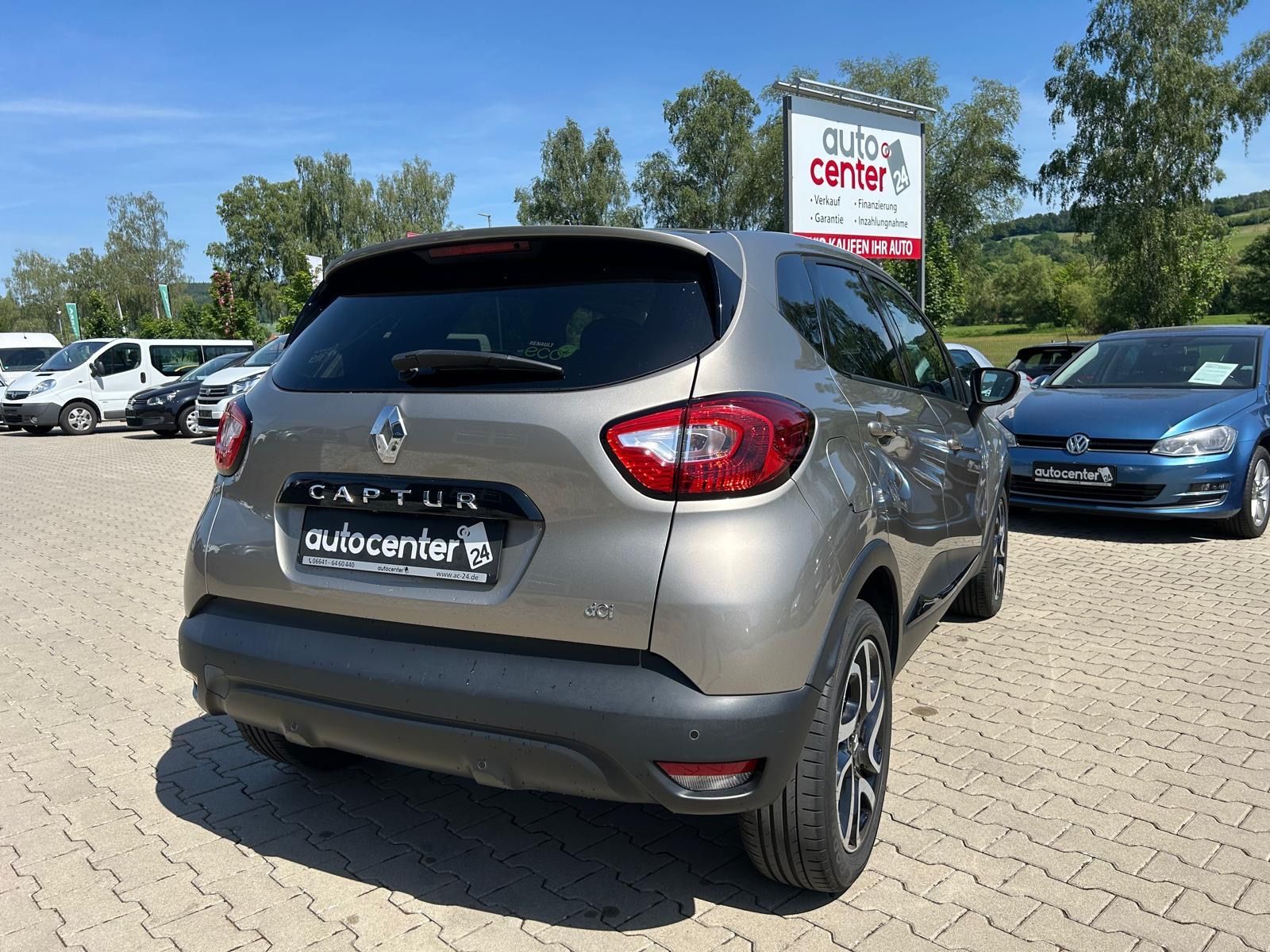 Fahrzeugabbildung Renault Captur Luxe°Automatik°Navi°