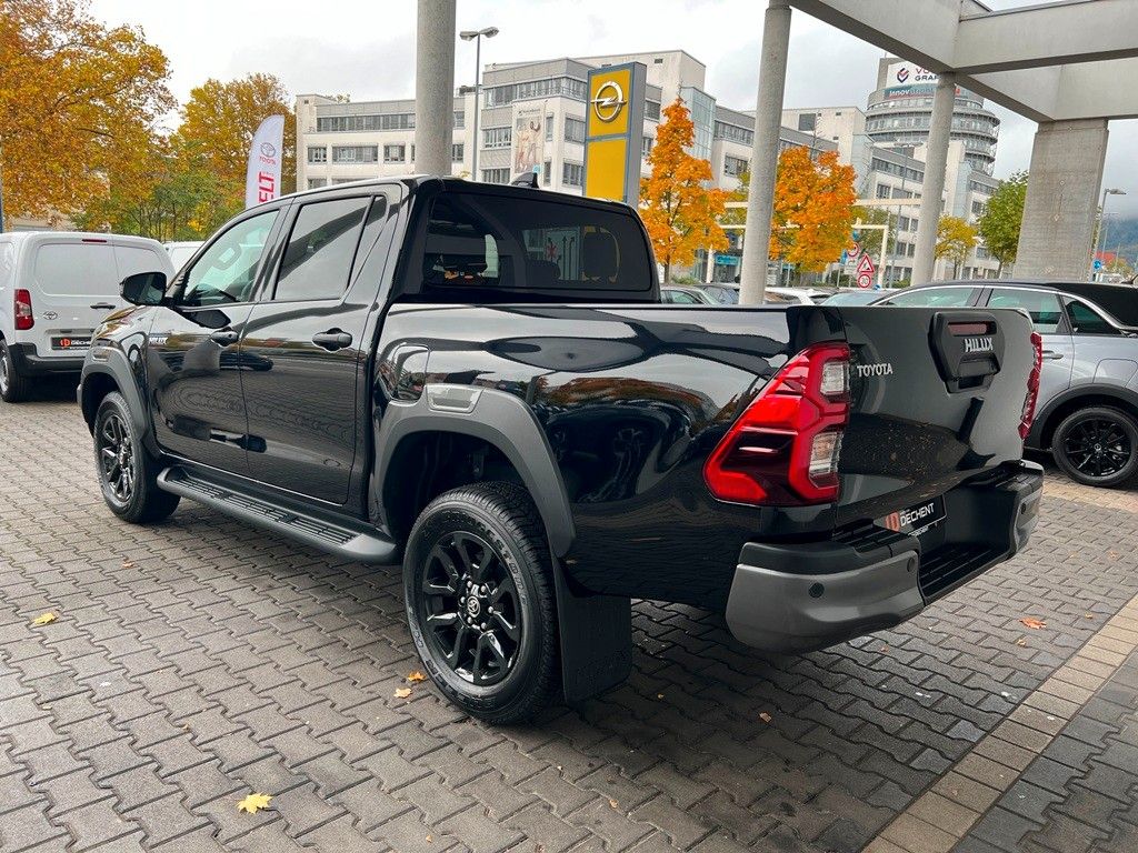 Fahrzeugabbildung Toyota Hilux Double Cab 2.8 D Invincible 4x4 NAVI 360°