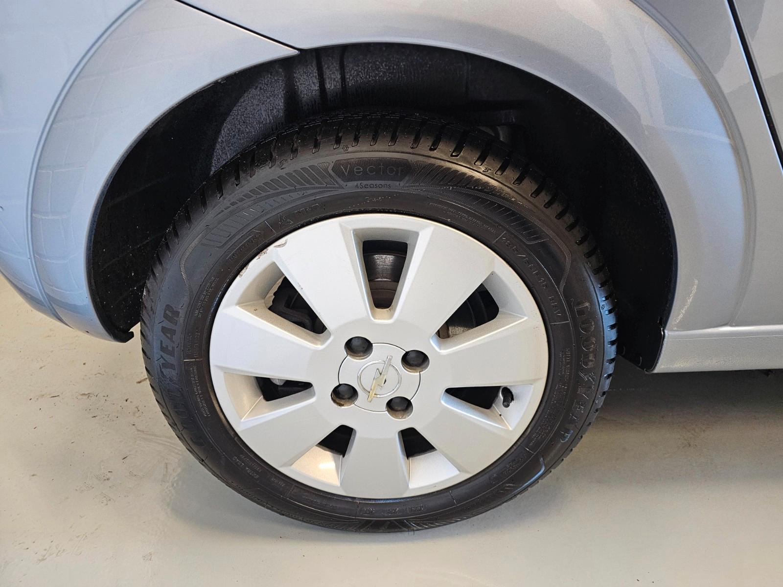 Opel Meriva 2004 — photo 19