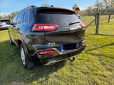 Jeep Cherokee 2.2 MultiJet 147 kW 4x4 Overland Au... - schwarze Jeep Cherokee