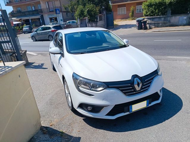 Renault Megane Mégane dCi 8V 110 CV EDC Energy I