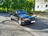 Mercedes-Benz 190 E 3.0 SHD, ABS, Airbag, Klima, ASD, eFH - Mercedes-Benz 190 mit Benzin-Antrieb: Limousine, mit Klimaanlage