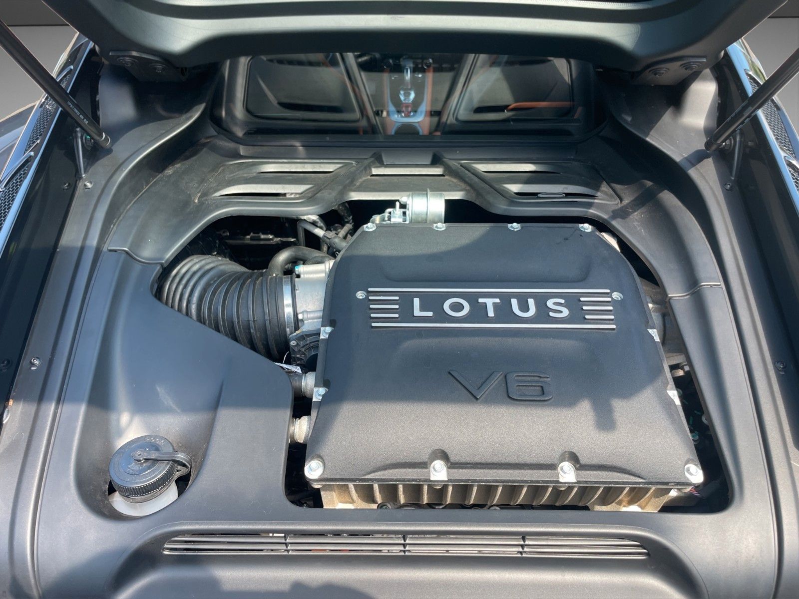 Fahrzeugabbildung Lotus Emira V6 First Edition Automatik sehr selten