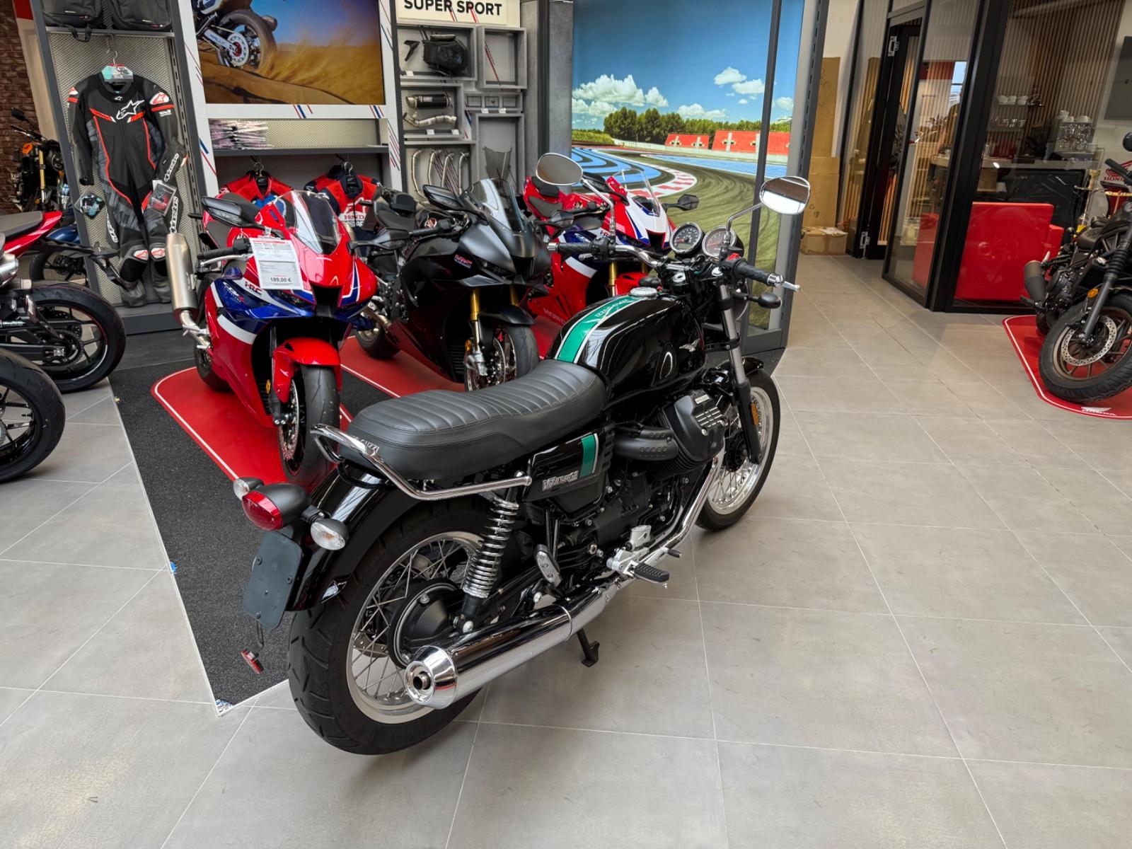 Moto Guzzi V7 Special III *Service und TÜV neu*