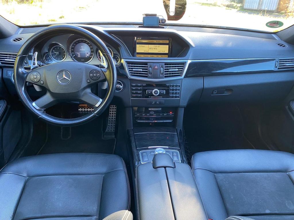 Mercedes-Benz E 300
