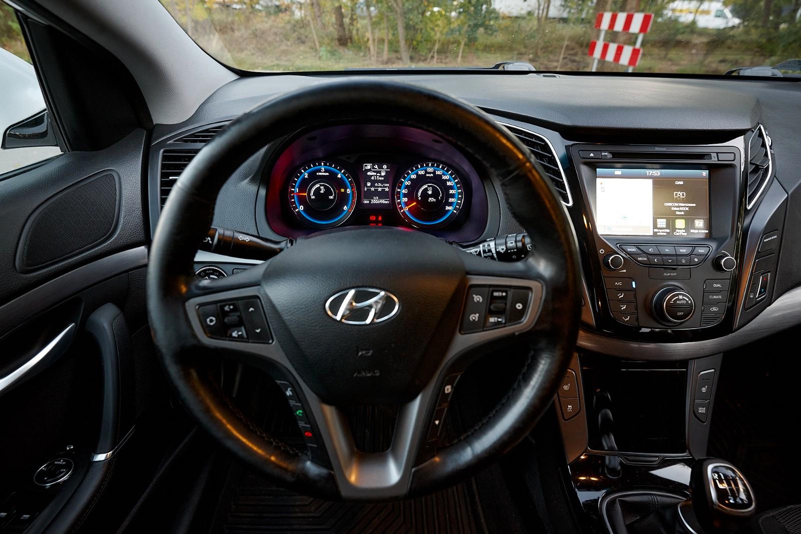 Hyundai i40 2015 — фото 13