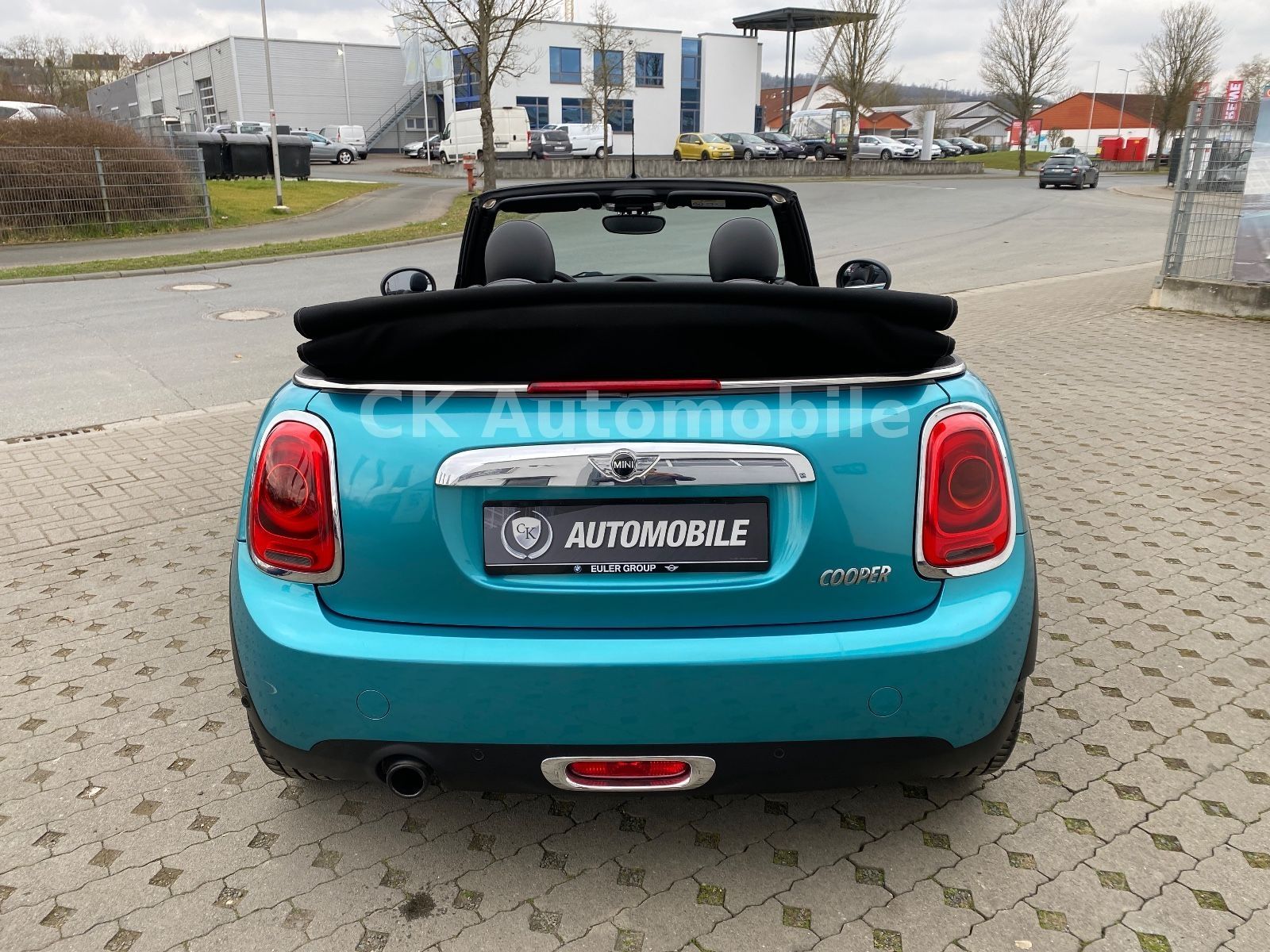 Fahrzeugabbildung MINI Cooper Cabrio  Chili/Leder/LED/PDC/Tempomat