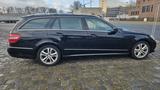 Mercedes-Benz E 200 CDI T BlueEFFICIENCY AVANTGARDE AVANTGARDE - Mercedes-Benz E 200: Cdi Blueefficiency