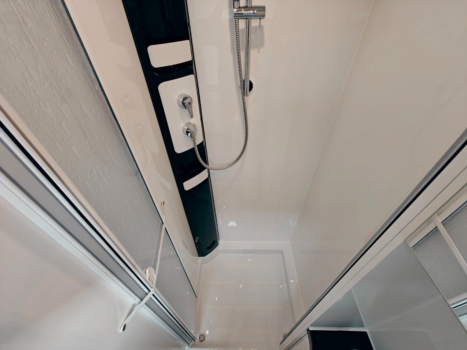 Fahrzeugabbildung Hobby OPTIMA OnTour T70 F - 1. HAND