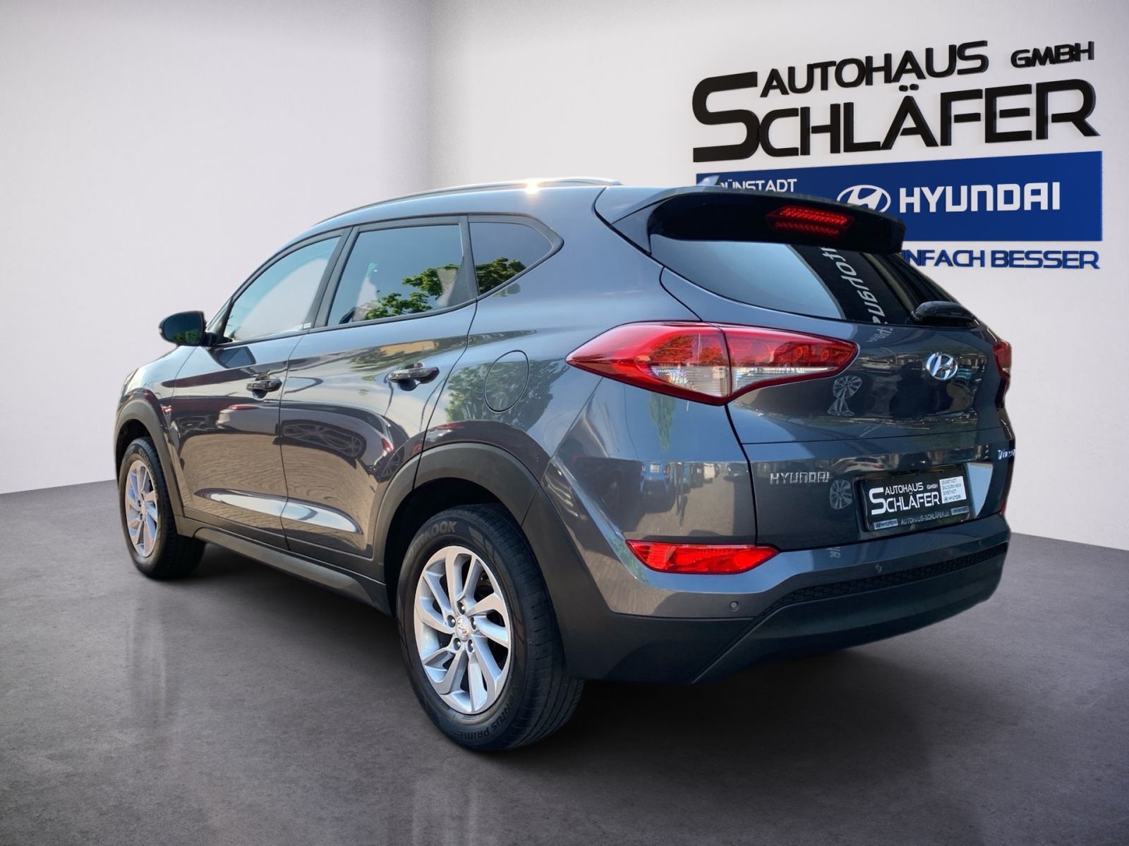 Fahrzeugabbildung Hyundai TUCSON 1.6 Passion Navi 8xbereift