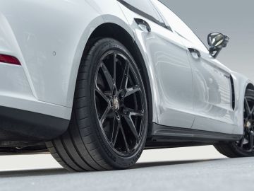 Porsche Panamera - 6